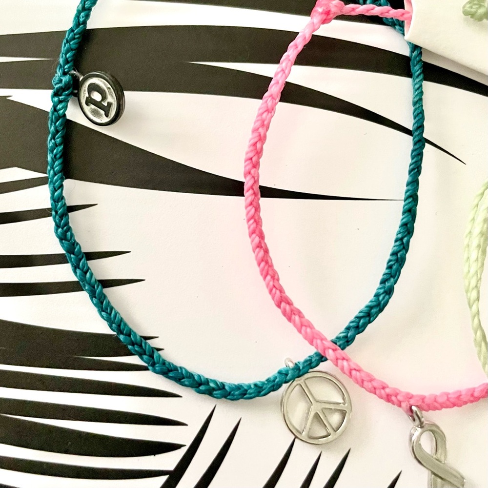 [pura vida] 3 Bracelets with Charms - Picture 2 of 4